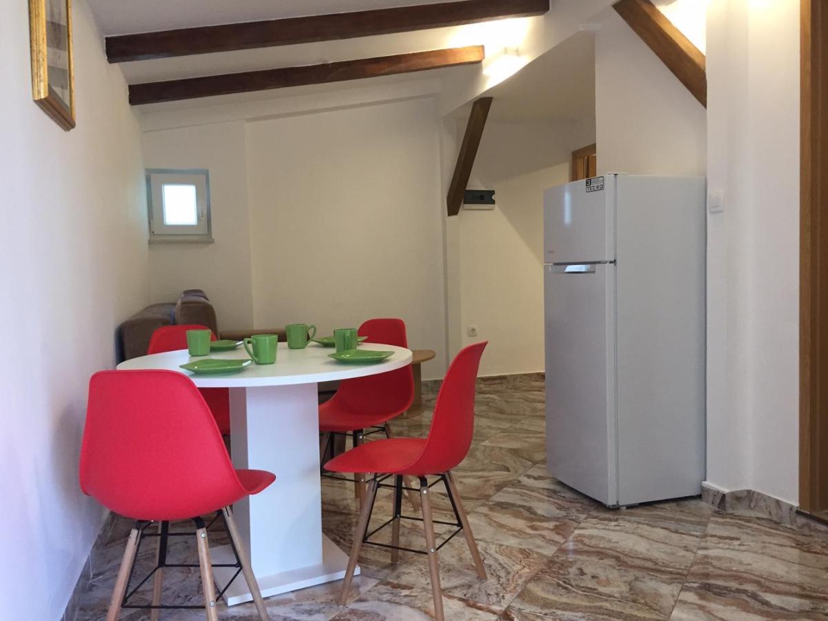 One-Bedroom Apartment, Wifi, Airco, Parking, Washing Machine, Grill メドゥリン エクステリア 写真
